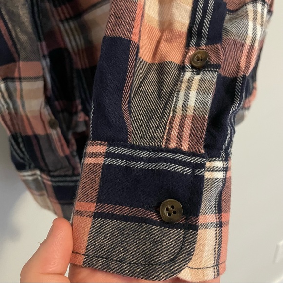 NWT Roots Flannel Relaxed Plaid Shirt Size Small - Picture 8 of 11